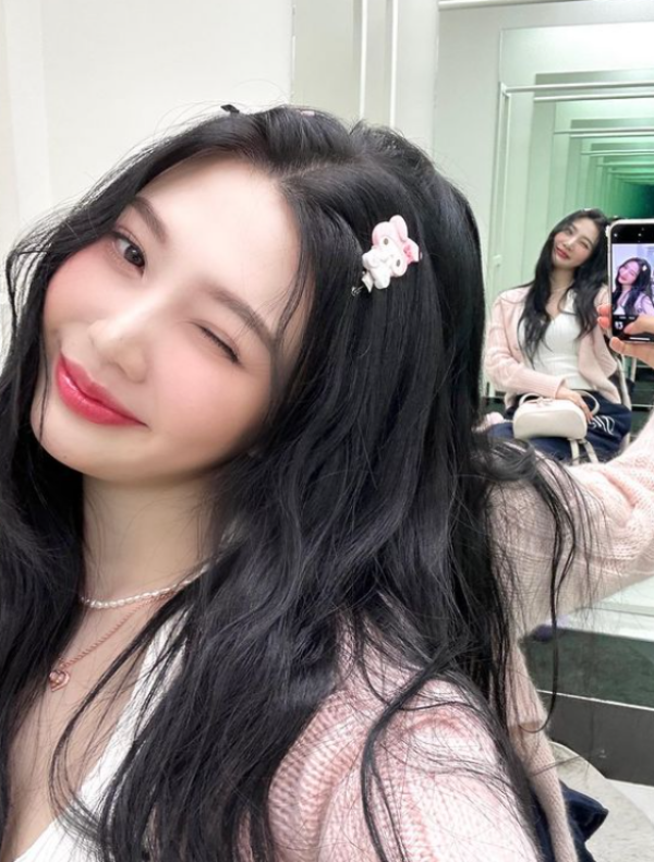 레드벨벳 조이, 핑크빛 사랑스러운 '인간 벚꽃' 변신